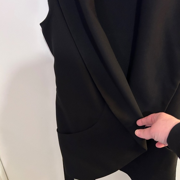 Matteson Size Small Black, Mid-length Vest - Picture 8 of 13